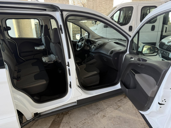 FORD TOURNEO COURIER / 1.5 / Duratorq TDCI DV5